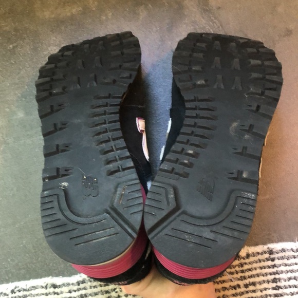 Grouping of designer sneakers - Picture 7 of 13